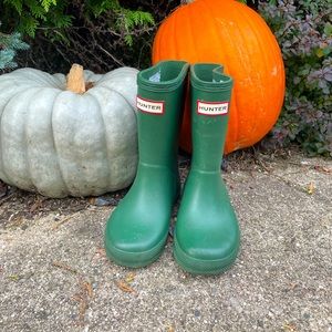 Great condition kids/toddler hunter boots size 7